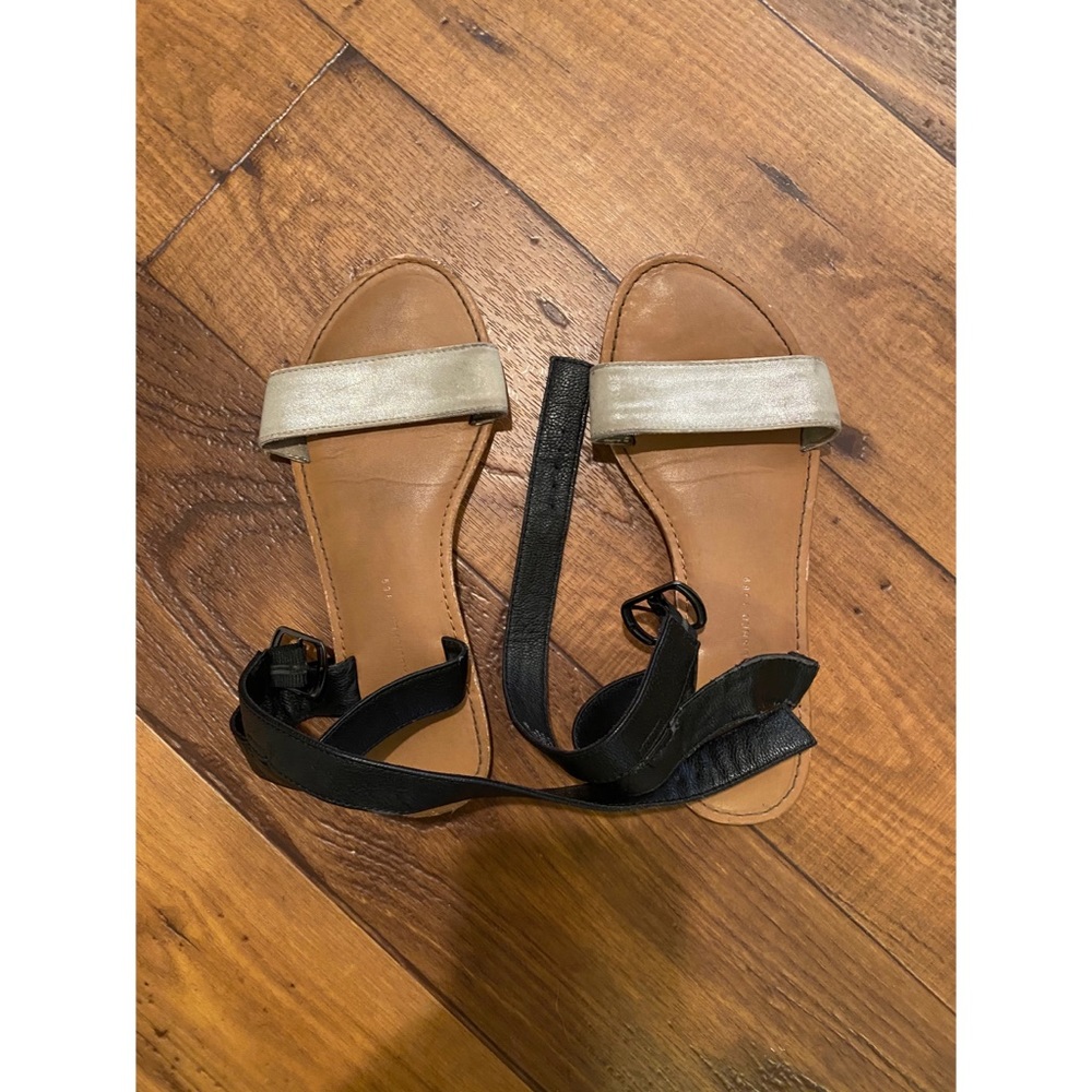 ❤️ Black and Silver Strapped Women’s Sandal’s
